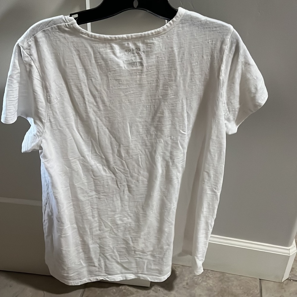 Chicos Ultímate tee size 2 - Picture 3 of 5